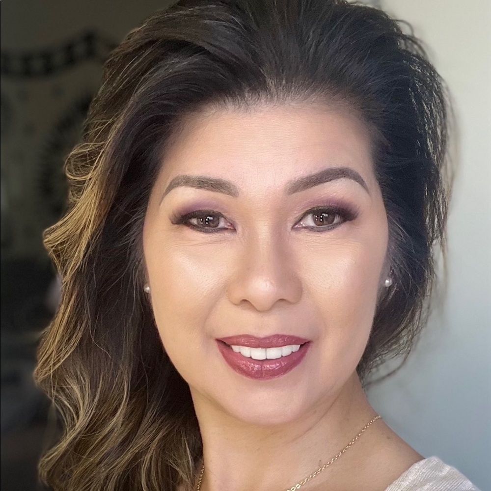 Random clothing in new or slightly used condition